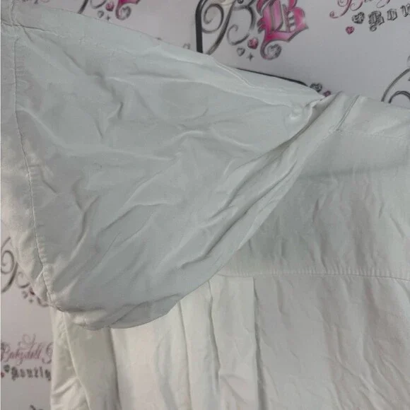 Kar-ma sweater rhinestone details Italy White Hooded Top with Heart Accents - Picture 10 of 13